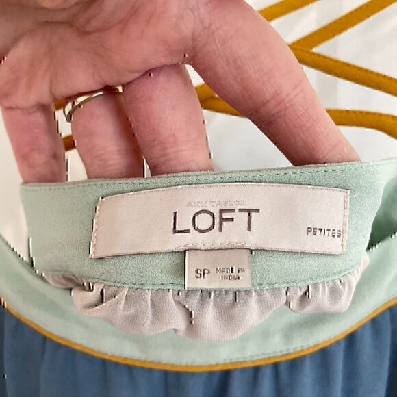 ANN TAYLOR LOFT Poolside Peplum Cami Cream Beige Blue Tassel Strappy Tank Blouse - Picture 4 of 12